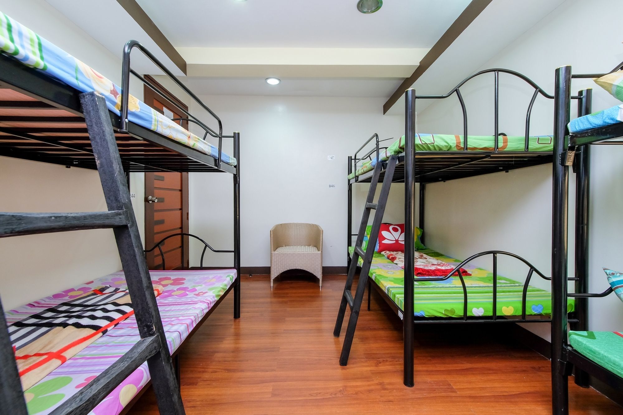 Zen Hostel Quirino Ave. Malate Manila Exterior photo